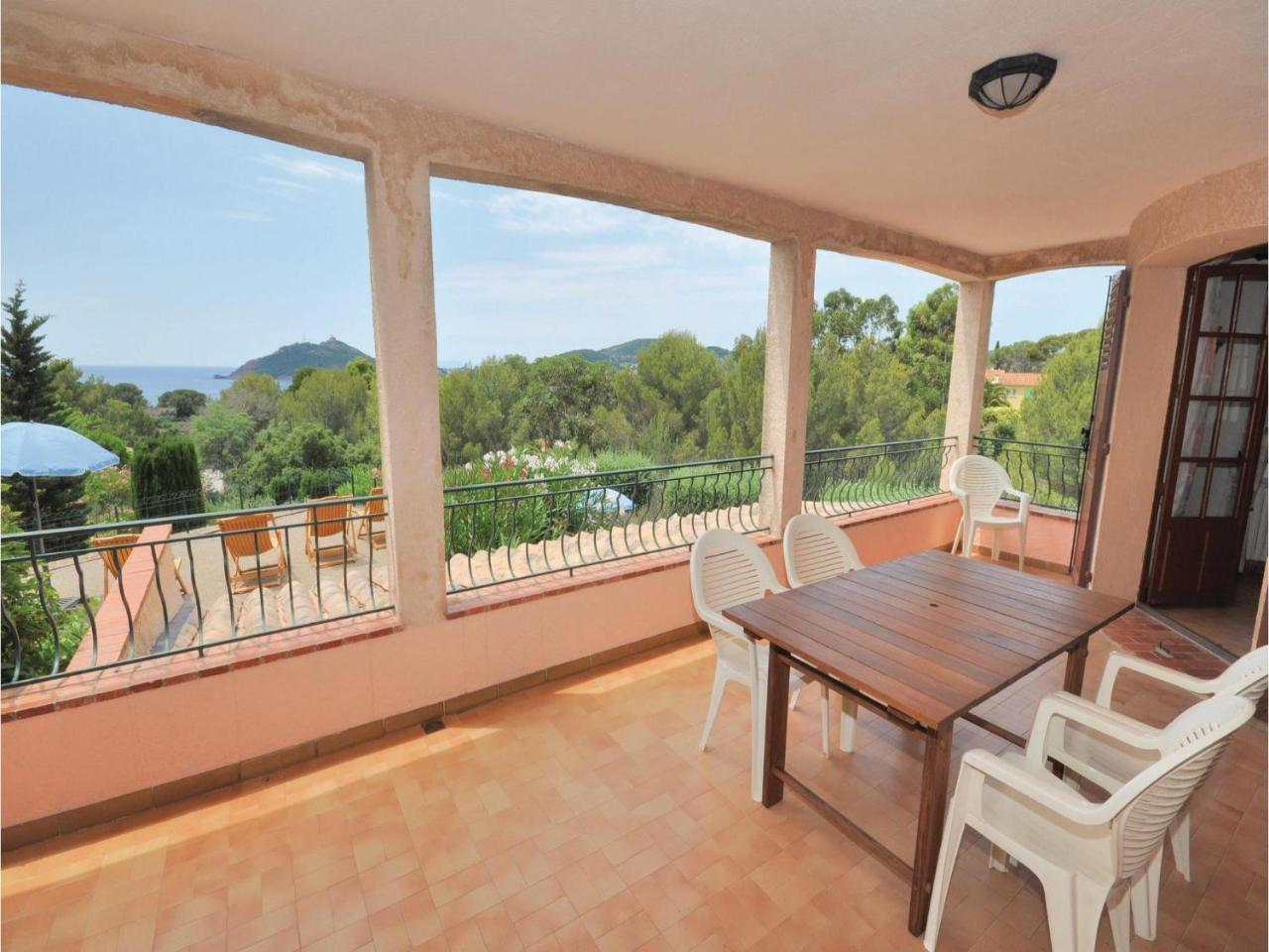 Domaine De La Bastide Dagay Apartment Saint-Raphaël Exterior foto